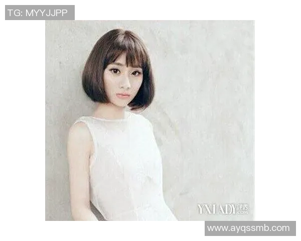 短发发型的足球明星女生们展现个性魅力与运动风采