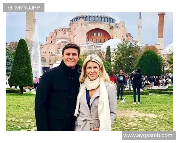 足球明星与妻子侄女的浪漫爱情故事揭示了家庭与事业的完美结合