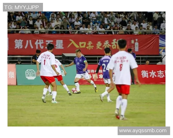 那些被遗忘的足球明星名字让我们重新审视历史的辉煌与遗憾