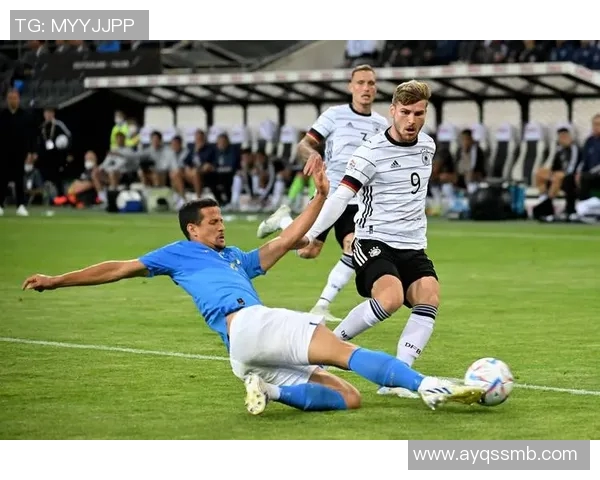 德国与意大利足球对决精彩文字直播全程回顾与分析